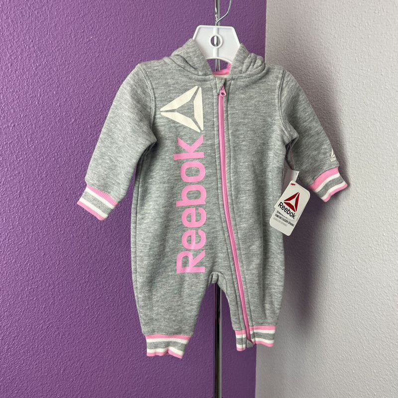 REEBOK - OUTFIT