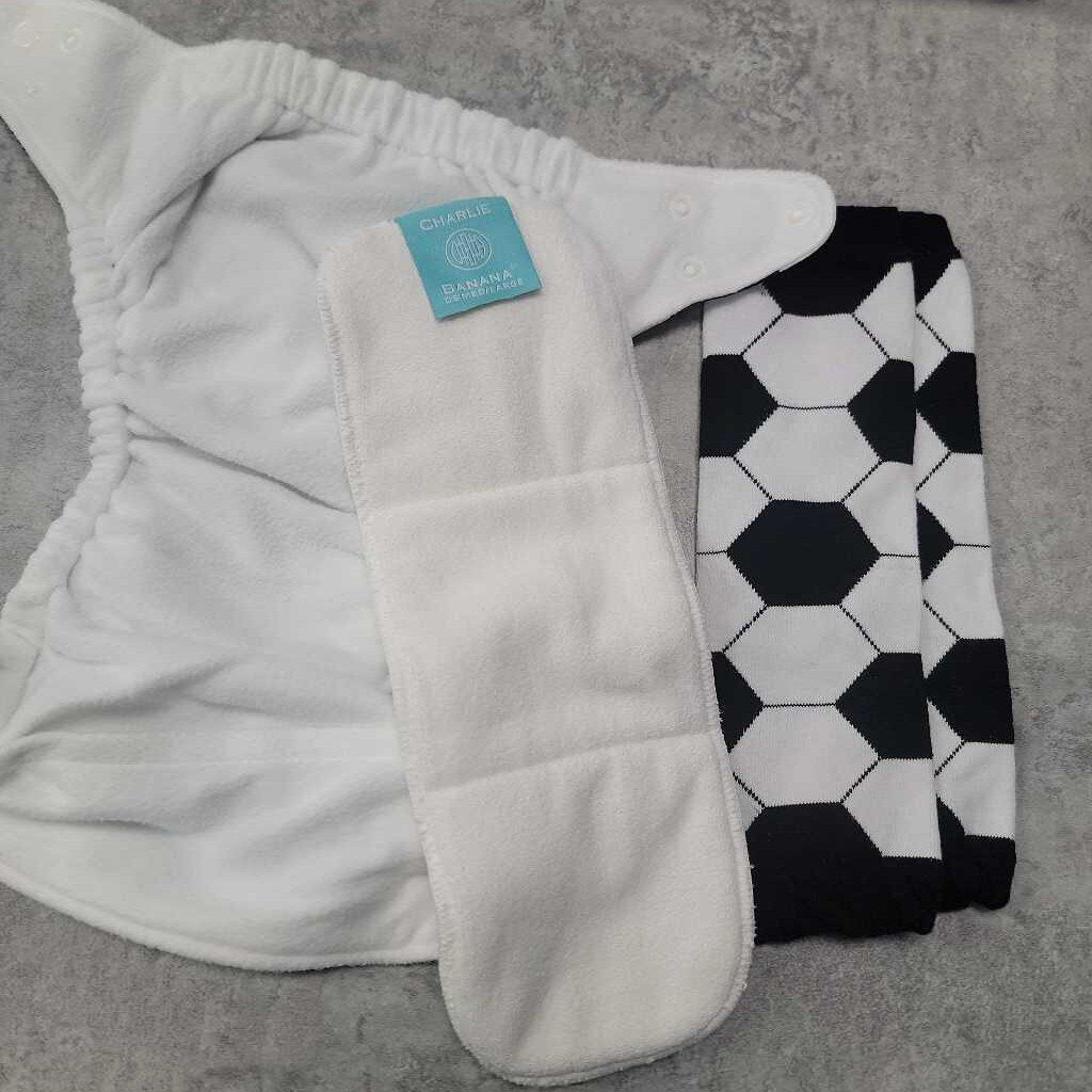 CHARLIE - CLOTH DIAPER W/ INSERT & LEG WARMERS