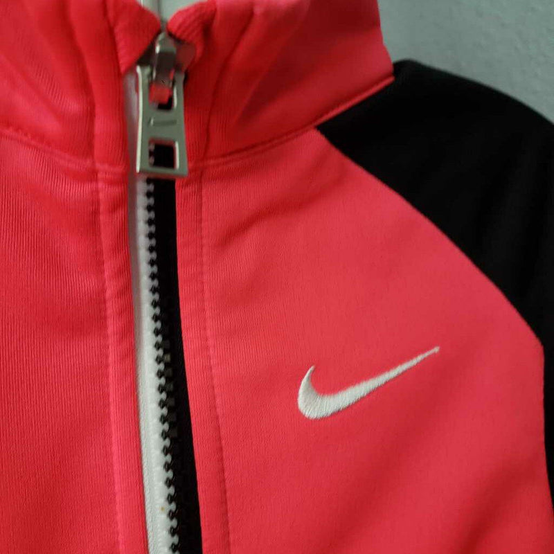 NIKE - OUTERWEAR