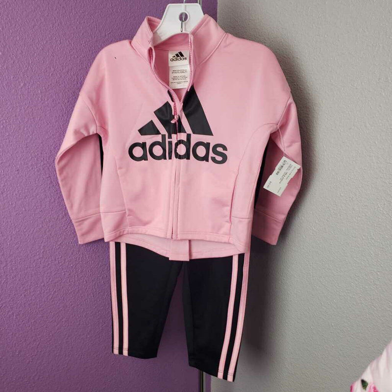 ADIDAS - OUTFIT