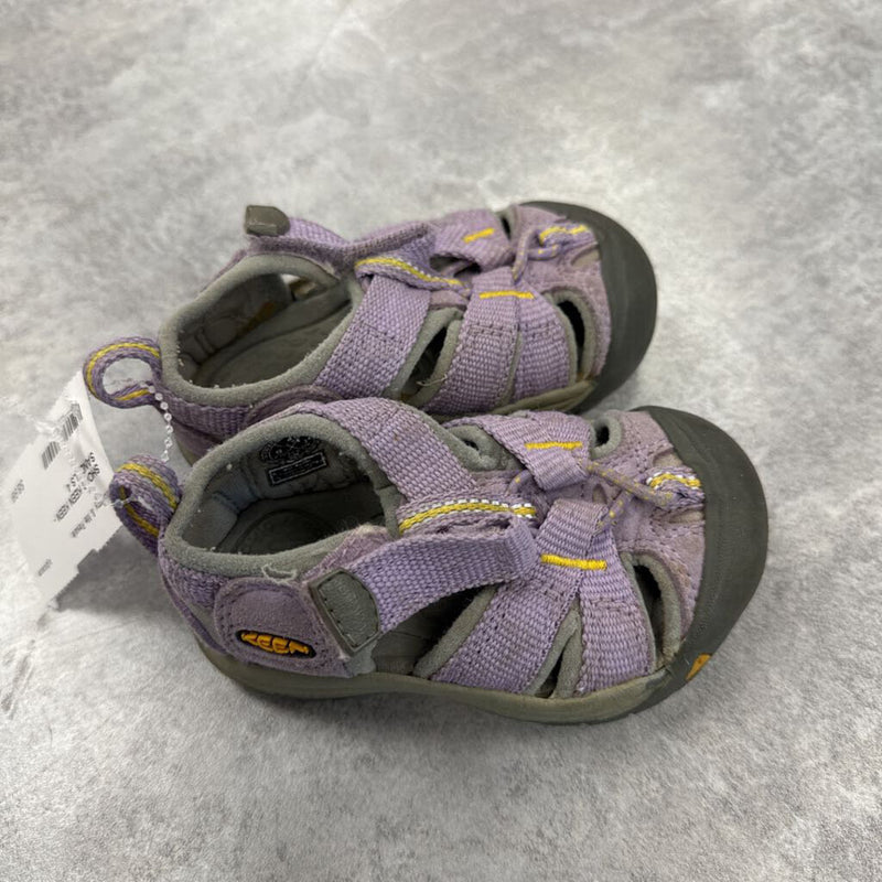 KEEN - SANDALS