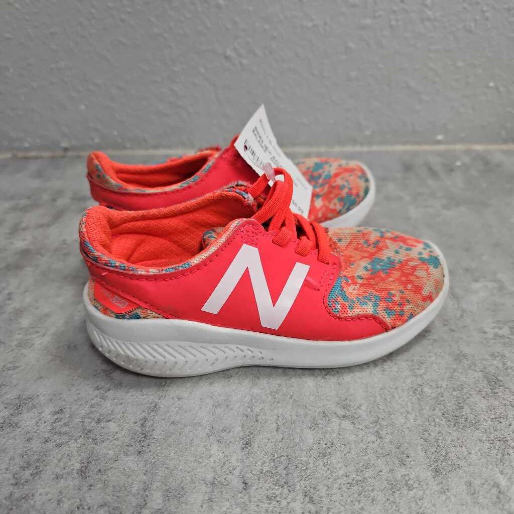 NEW BALANCE - SHOES