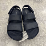 OLD NAVY - SANDALS