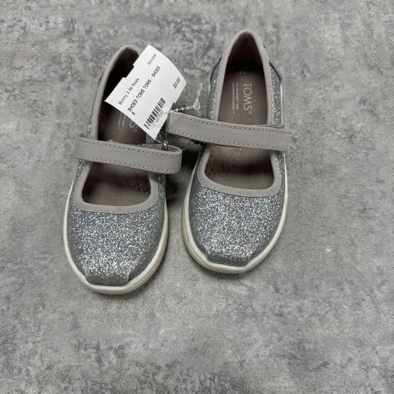 TOMS - SHOES