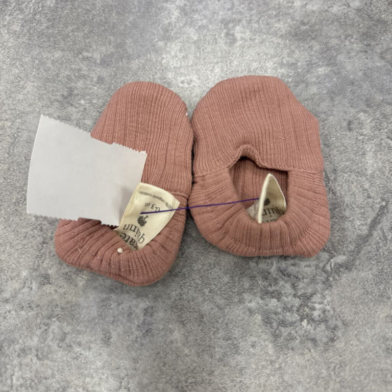 KATE QUIN - SLIPPERS