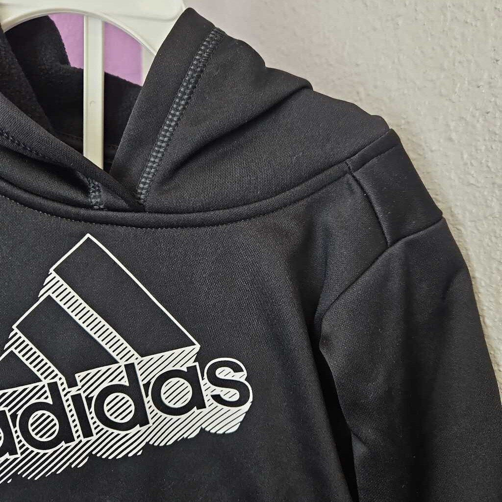 ADIDAS - OUTFIT