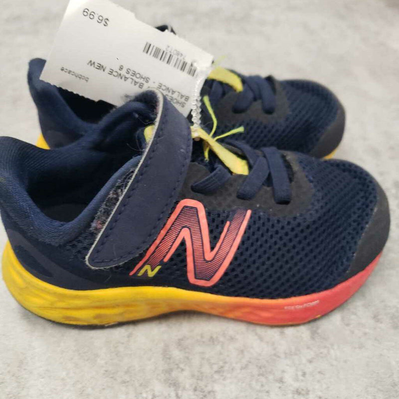 NEW BALANCE - SHOES