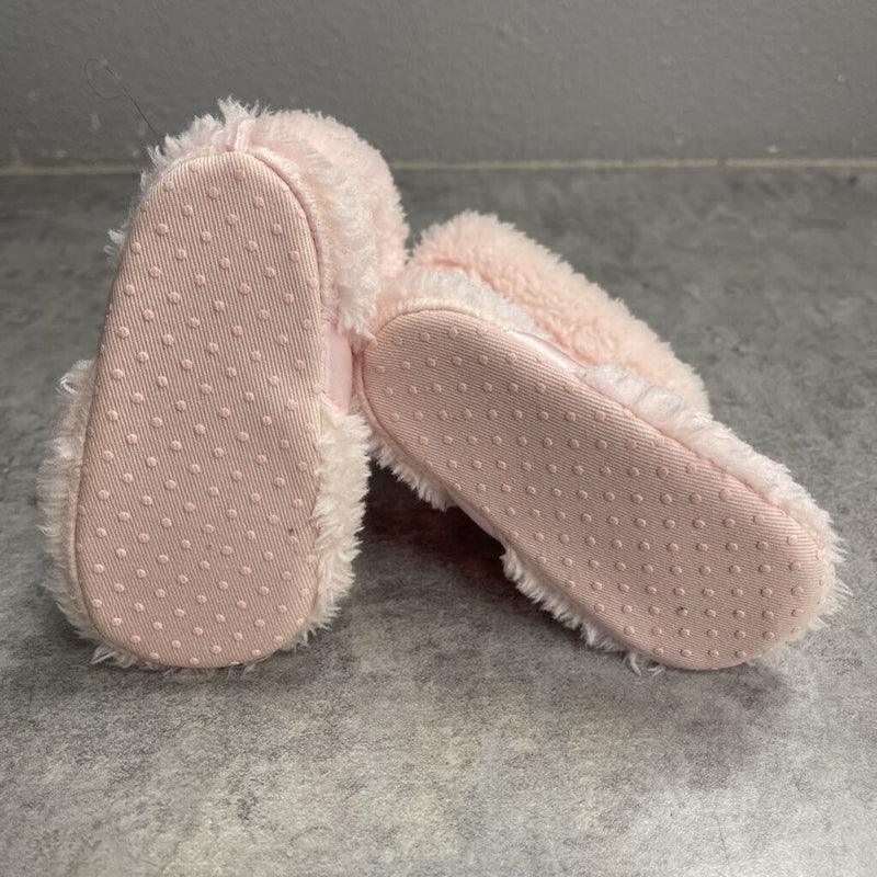 SLIPPERS