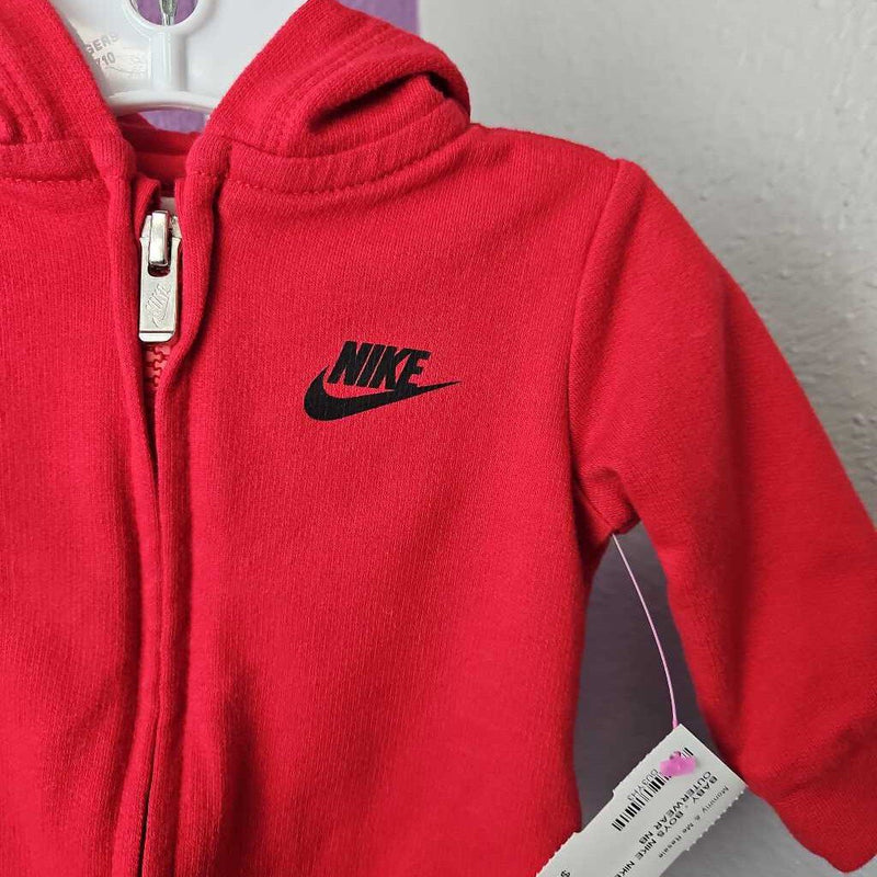 NIKE - OUTERWEAR